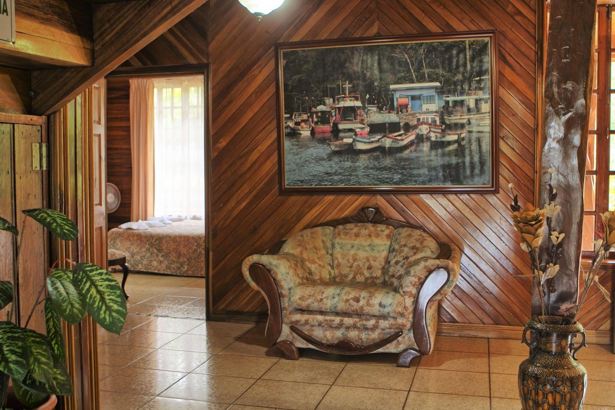 Santa Elena Lodge Cuajiniquil Exteriér fotografie